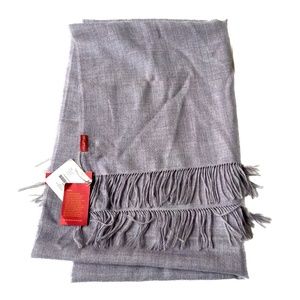 NWOT KUNA 100% baby Alpaca SCARF pale lavender purple w. fringe made in Peru